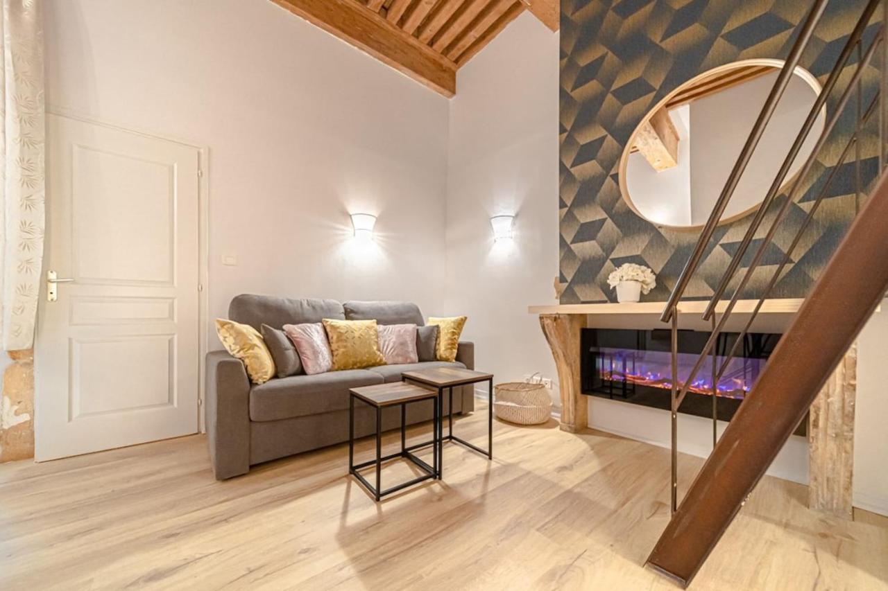 Le Petit Platiere - Renovated Apartment - Terreaux Лион Екстериор снимка