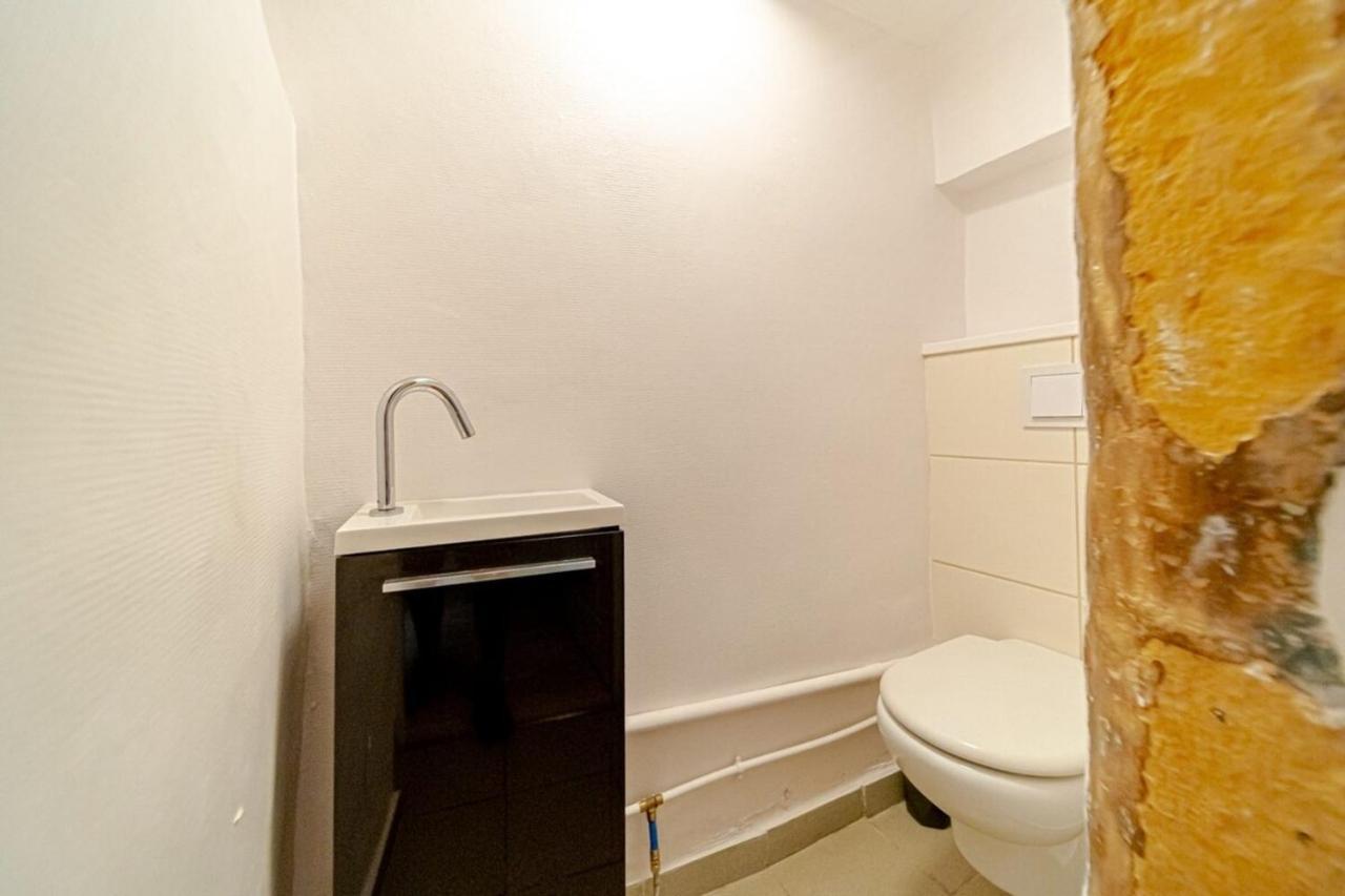 Le Petit Platiere - Renovated Apartment - Terreaux Лион Екстериор снимка